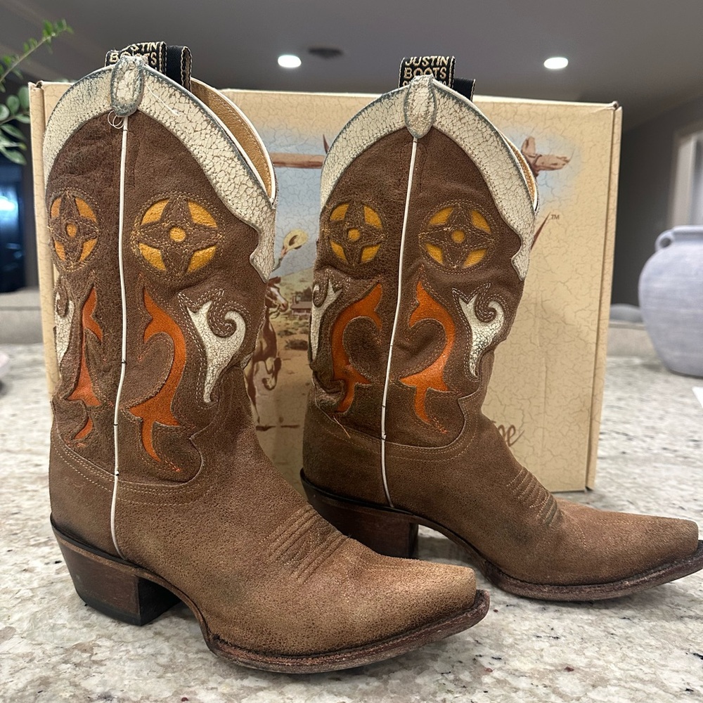 Vintage Justin Western Boots - size 6.5